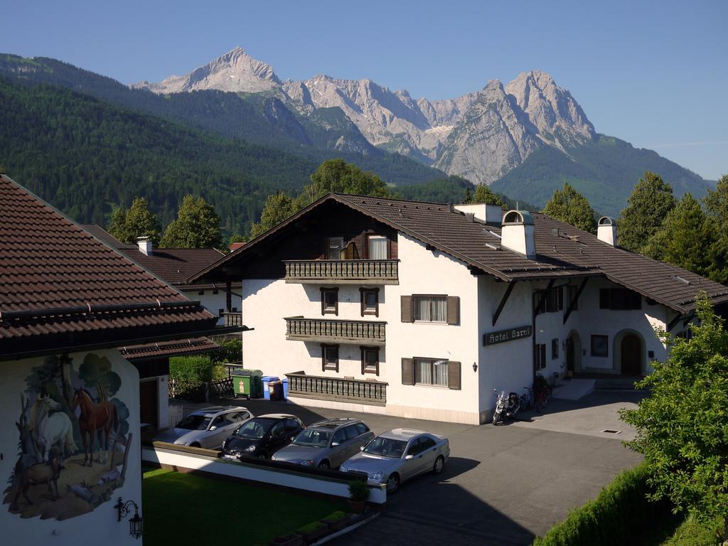 Hotel Garni Brunnthaler Garmisch-Partenkirchen Dış mekan fotoğraf